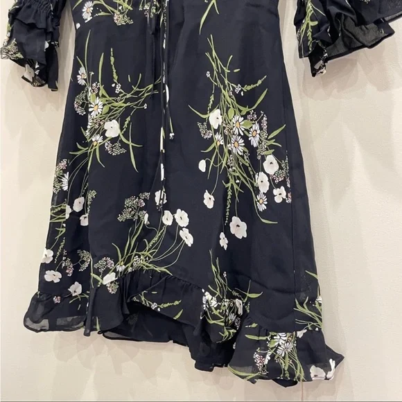NWOT Reformation Laurelei Mini Dress, Veuve
